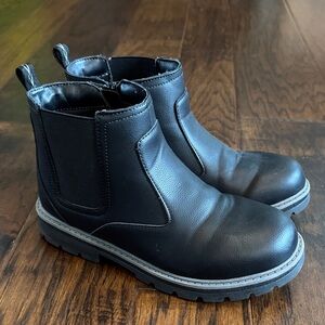 Wonder Nation Black Kids side zip Boots sz 5